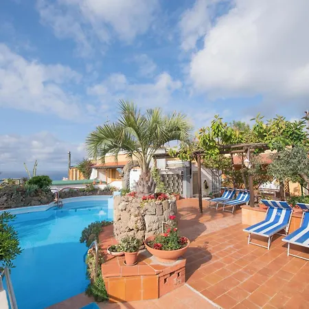 Отель Sirena Sant'Angelo (Isola d'Ischia)